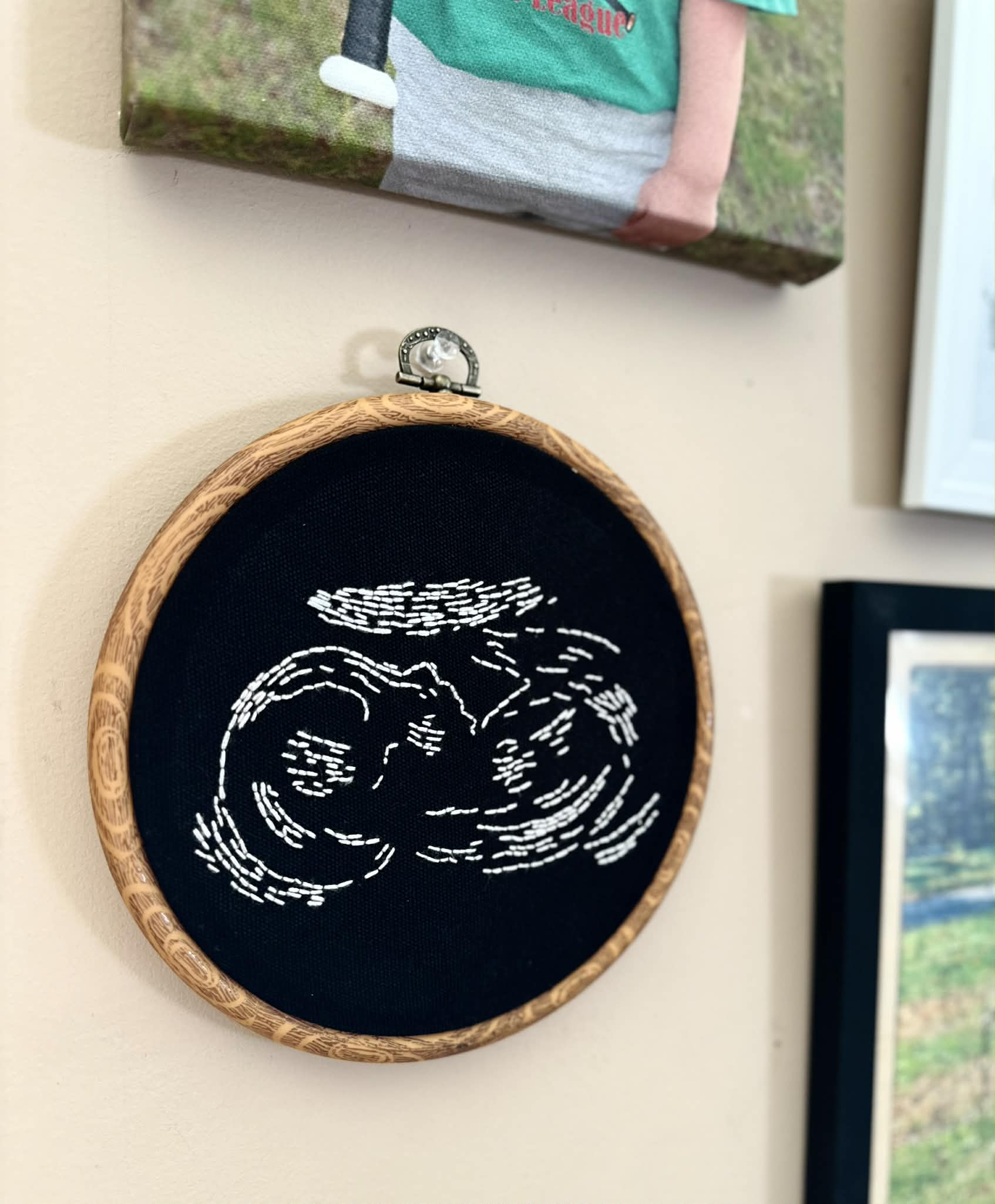 Custom Ultrasound Embroidery Hoop – Hand-Stitched Baby Keepsake, Pregnancy Announcement Gift
